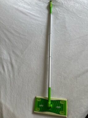 Swiffer sweep & mop